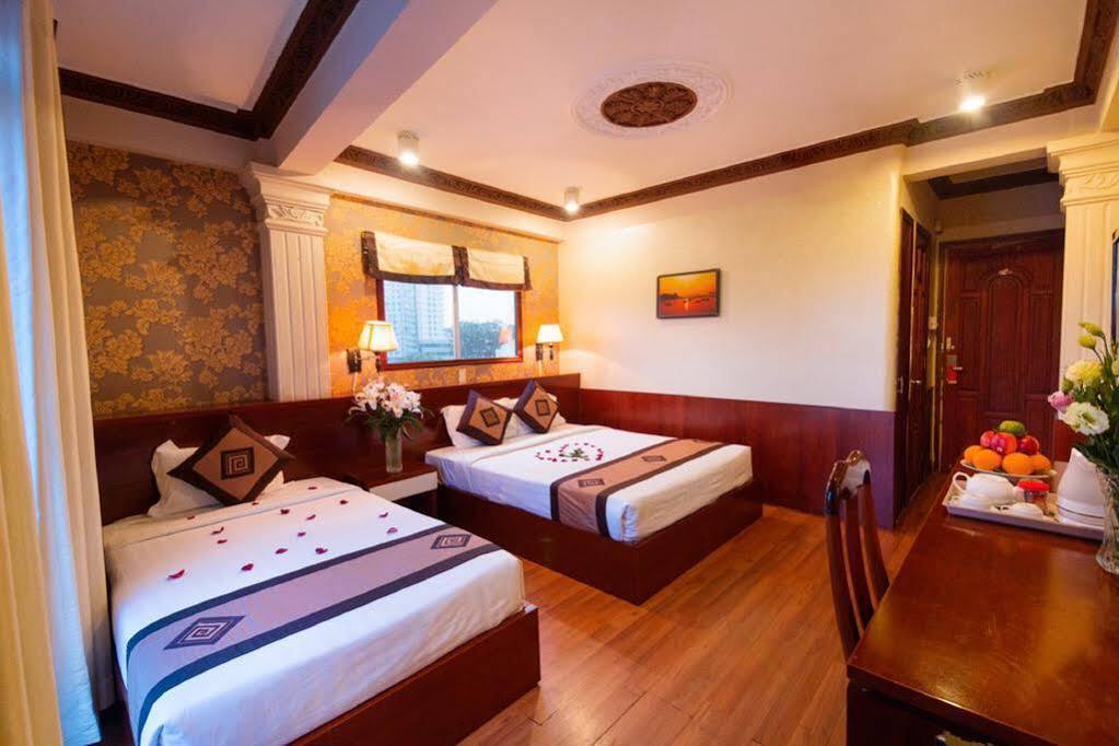 Cosmo Square Hotel Хошимин Экстерьер фото