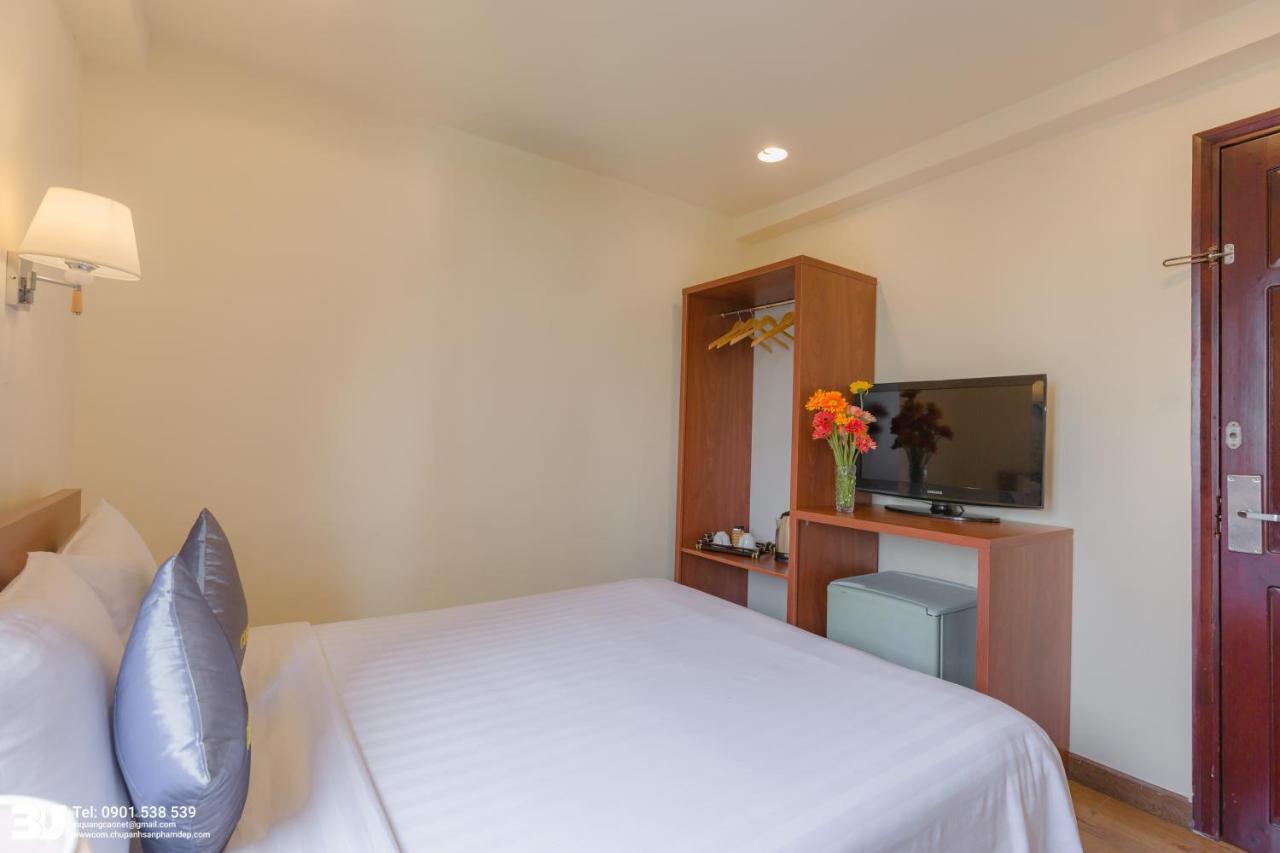 Cosmo Square Hotel Хошимин Экстерьер фото